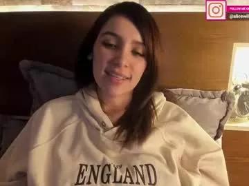 alicewillow from Chaturbate is Freechat