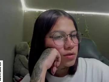 ashleytravis_ from Chaturbate is Freechat