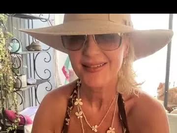 gl1tter_barbie from Chaturbate is Freechat