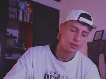 guy_twinks from Chaturbate is Freechat