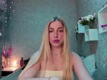 holly_molly8 from Chaturbate is Freechat