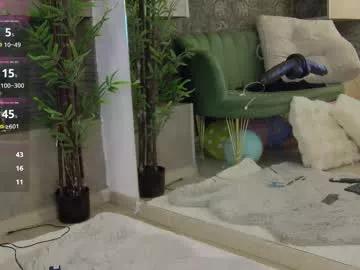 isabella_luxx from Chaturbate is Freechat
