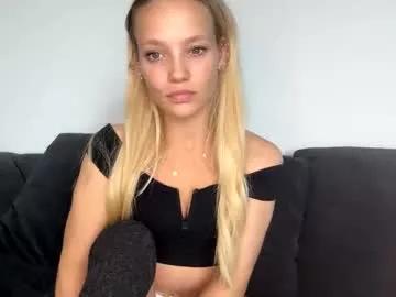 petiteelina from Chaturbate is Freechat