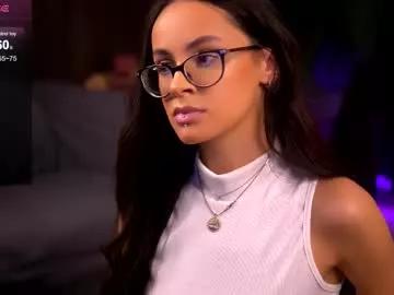 valexielux from Chaturbate is Freechat