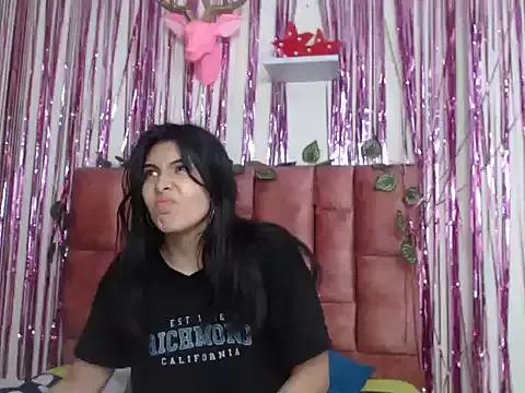 1princesa_bella from StripChat is Freechat