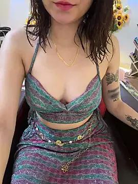 50-shades-of-Jenny from StripChat is Freechat