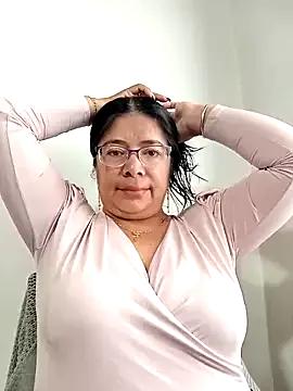 __valentina18 from StripChat is Freechat