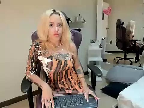 Checkout the world of free chat sex and chat with our steamy slutz, bringing your cherished characters to life with authentic outfits and live productions.