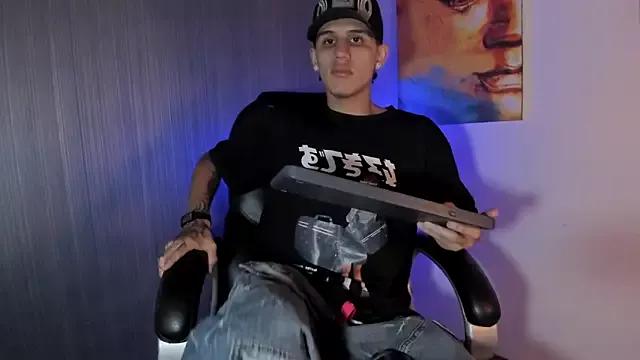 _realwav from StripChat is Freechat