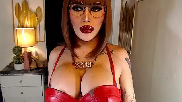 _TransMistressVictoria_ from StripChat is Freechat