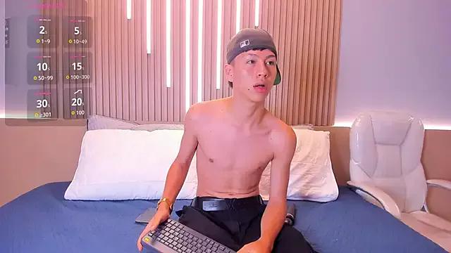 Abraham_horny18 from StripChat is Freechat