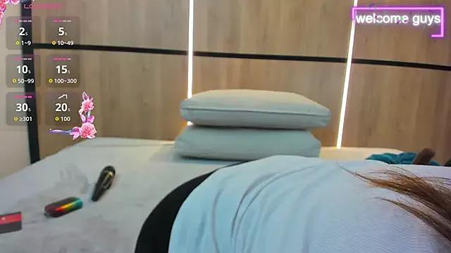 adela_chase from StripChat is Freechat