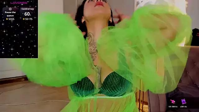 Aisha_Goldstein from StripChat is Freechat