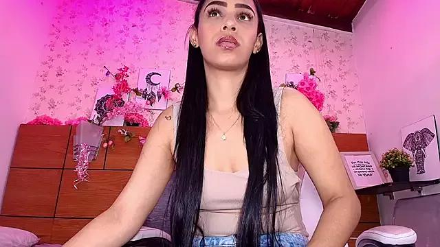 aisha_sh from StripChat is Freechat