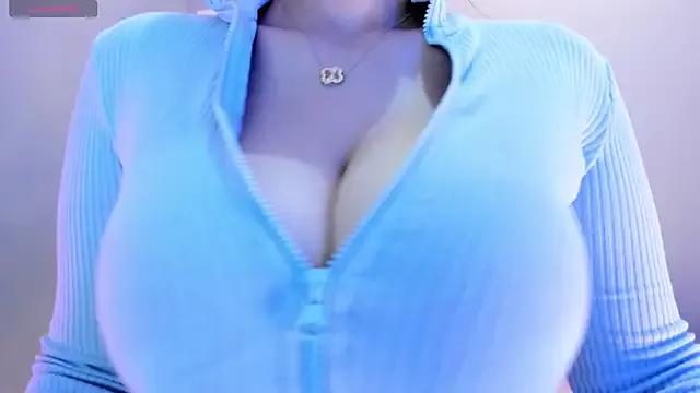 Photos of akura011 from StripChat is Freechat