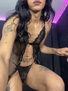 Alexadragunn4 from StripChat is Freechat