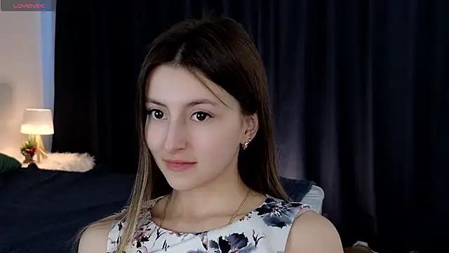 AlexandraWest from StripChat is Freechat
