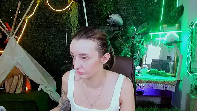 AliceLids from StripChat is Freechat