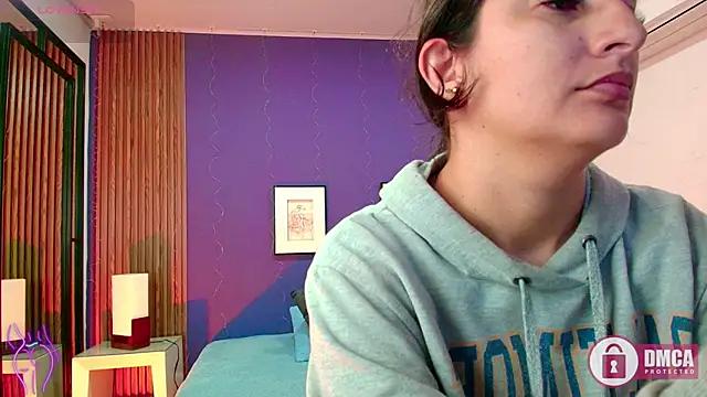 alina_martinelli from StripChat is Freechat