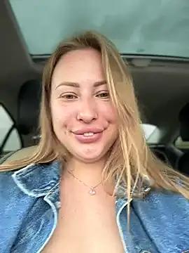 AlisaWhite from StripChat is Freechat