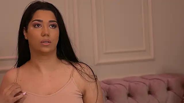 AllisonVogue from StripChat is Freechat