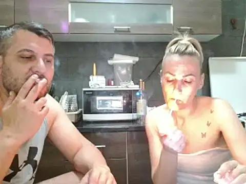 Aly-john1985 from StripChat is Freechat