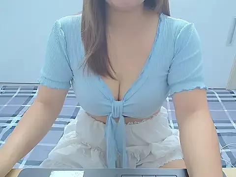 Amiee_Showhottie from StripChat is Freechat