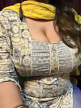 Anamika_Kapoor from StripChat is Freechat