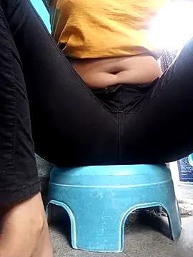 Anika_Is_Back from StripChat is Freechat