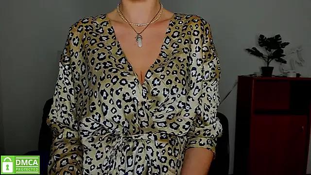 annakillianox from StripChat is Freechat