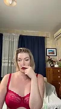 AnnaThurman from StripChat is Freechat