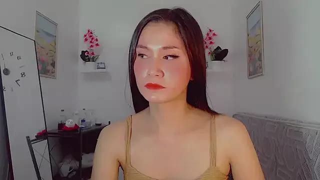 anne_smithe from StripChat is Freechat