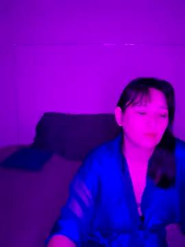 AnniePaz from StripChat is Freechat