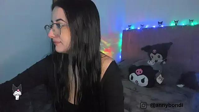 Annybonne from StripChat is Freechat