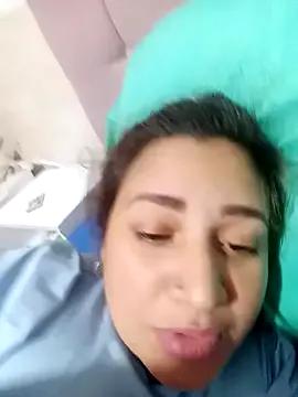 Arianna_Hot777 from StripChat is Freechat