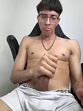 arthurdavies from StripChat is Freechat