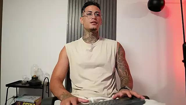 AxelVilla_ from StripChat is Freechat