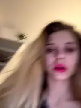 BabyAnais from StripChat is Freechat