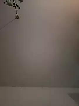 Babygirl537 from StripChat is Freechat