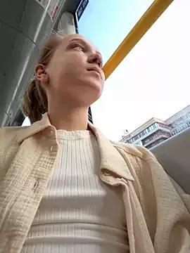 Photos of bambi_lu from StripChat is Freechat