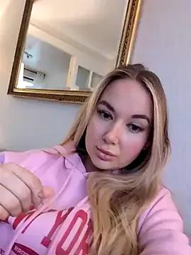 BarbieDolly_x from StripChat is Freechat