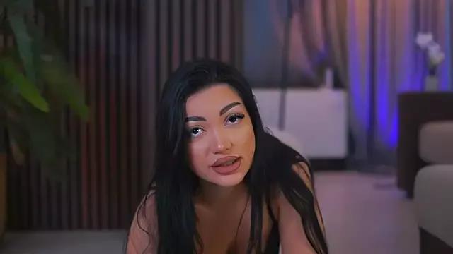 Bella_DiamonDP from StripChat is Freechat