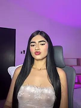 BellaaStorm from StripChat is Freechat