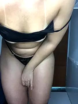 bellafit01 from StripChat is Freechat