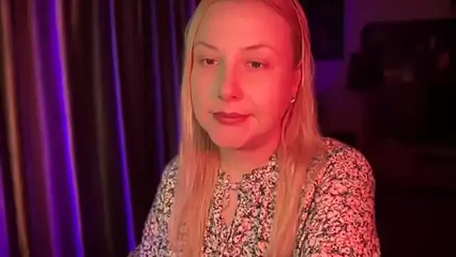 BikiHellena from StripChat is Freechat