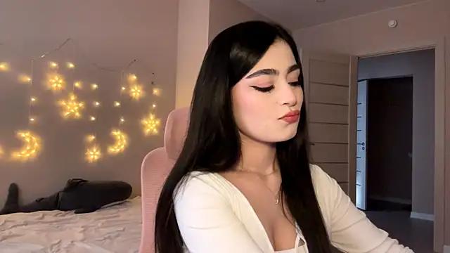 BlissKira from StripChat is Freechat