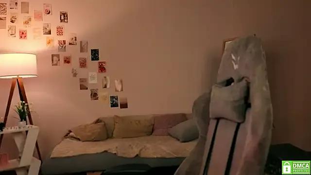 branchwithflowerss from StripChat is Freechat