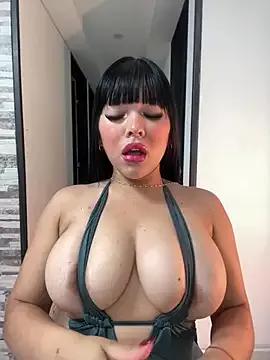 BrendaCrean from StripChat is Freechat