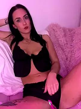 BritishBlueRose from StripChat is Freechat