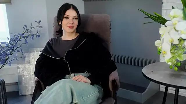 BrittHigh from StripChat is Freechat